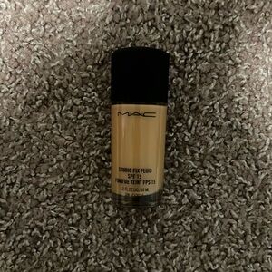 Mac studio fix fluid Shade number NC38